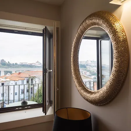 Glamour By The River * Oporto