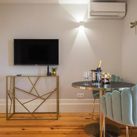 Apartment Glamour By The River *