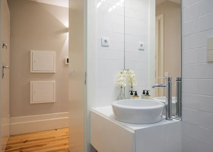 Glamour By The River Apartman *