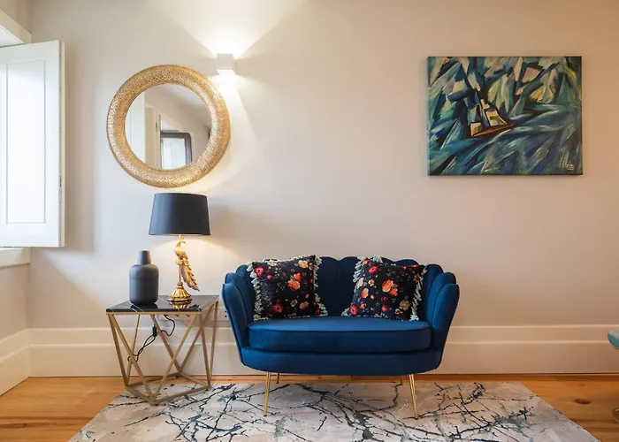 Glamour By The River