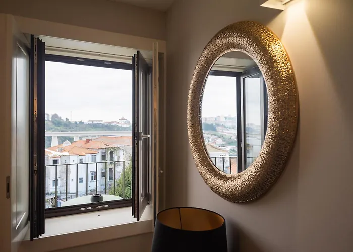 Glamour By The River * Porto